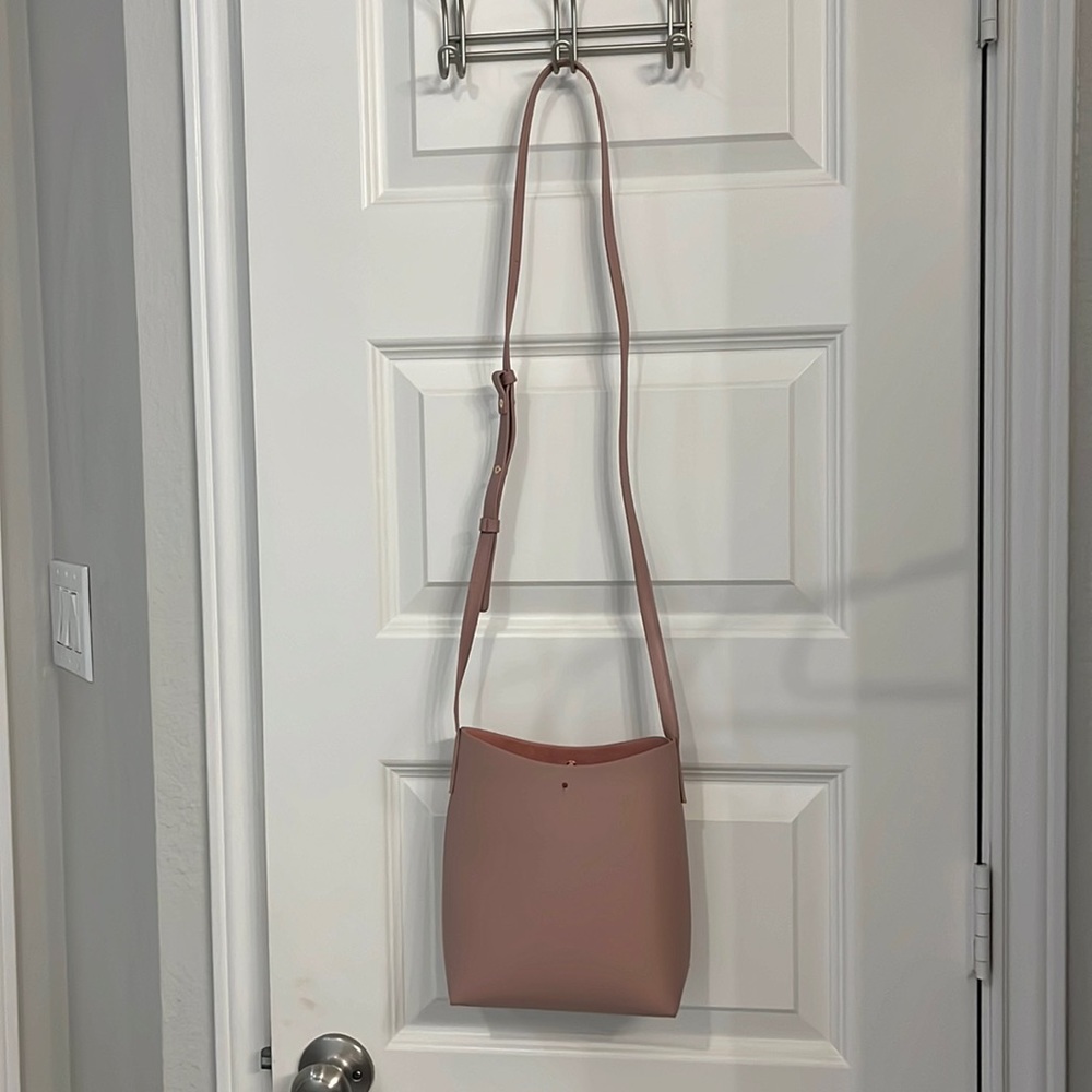 Bucket purse